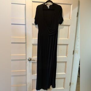 NWOT! Evelie black jersey, short sleeve, surplice, maxi dress. Size 2X.